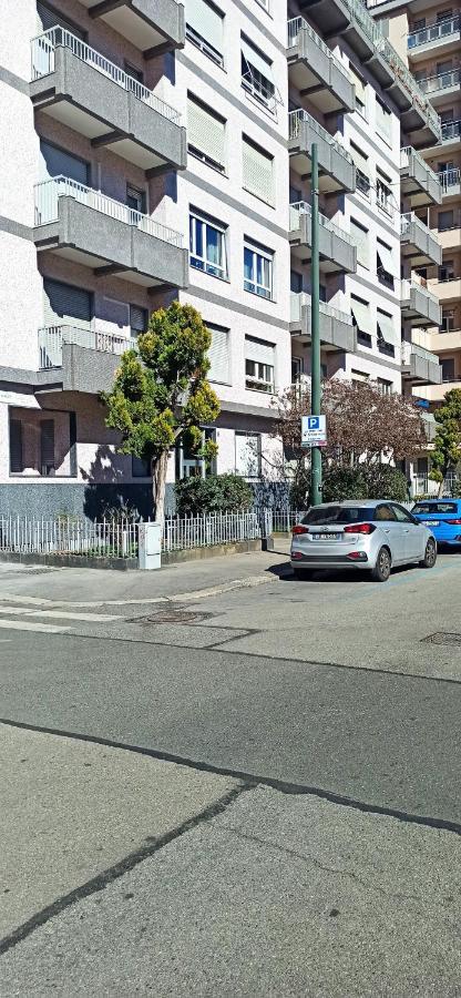 Torino Bernini Metro Affittacamere Zewnętrze zdjęcie